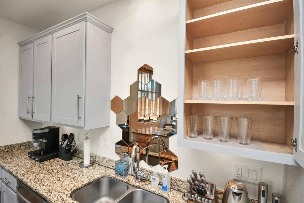 3Br/3.5Ba Three Story East Downtown Townhouse With View Villa Houston Buitenkant foto