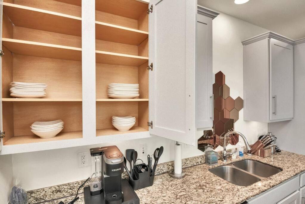 3Br/3.5Ba Three Story East Downtown Townhouse With View Villa Houston Buitenkant foto