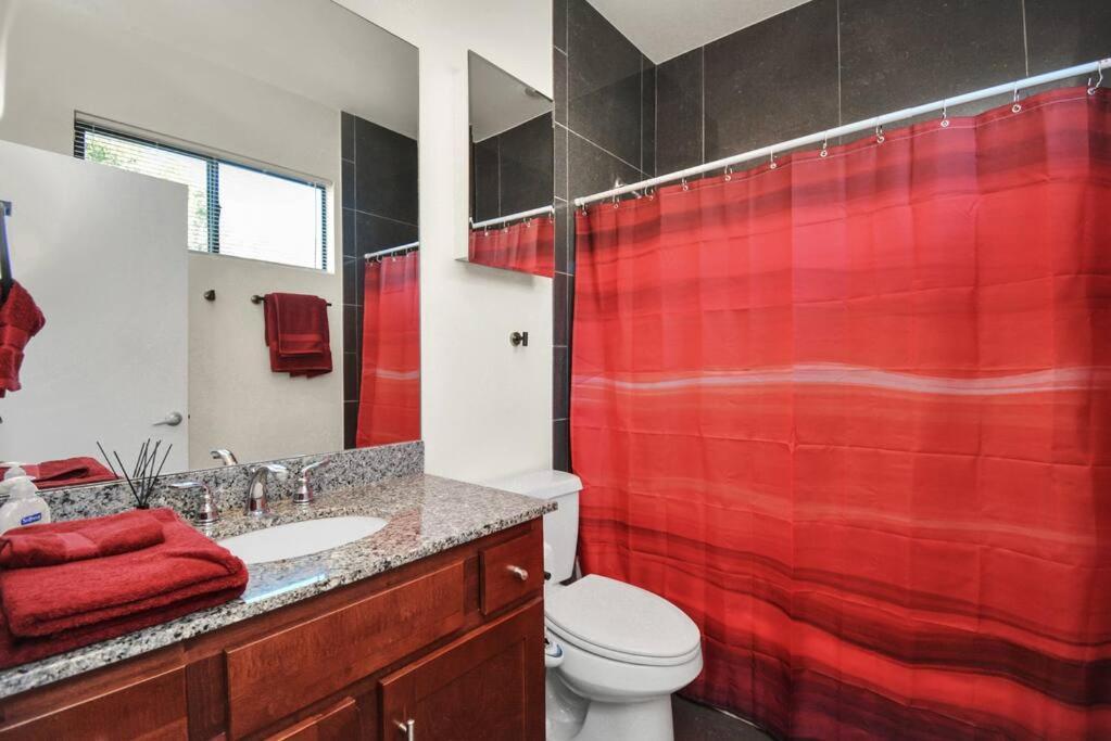 3Br/3.5Ba Three Story East Downtown Townhouse With View Villa Houston Buitenkant foto