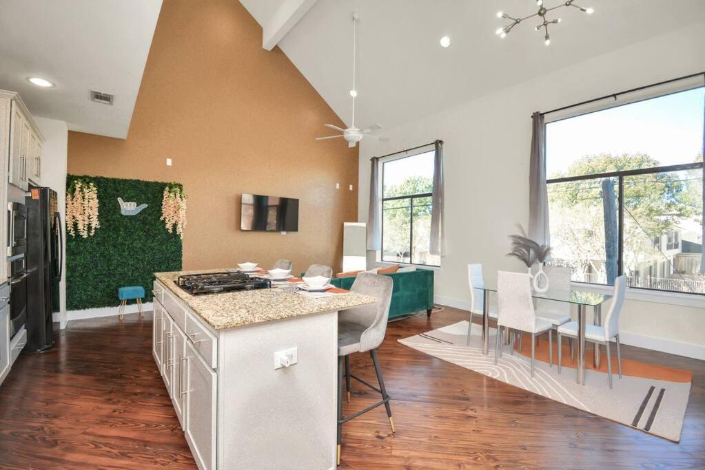 3Br/3.5Ba Three Story East Downtown Townhouse With View Villa Houston Buitenkant foto